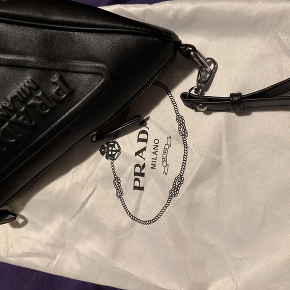 Prada triangle bag - Picture 4 of 6